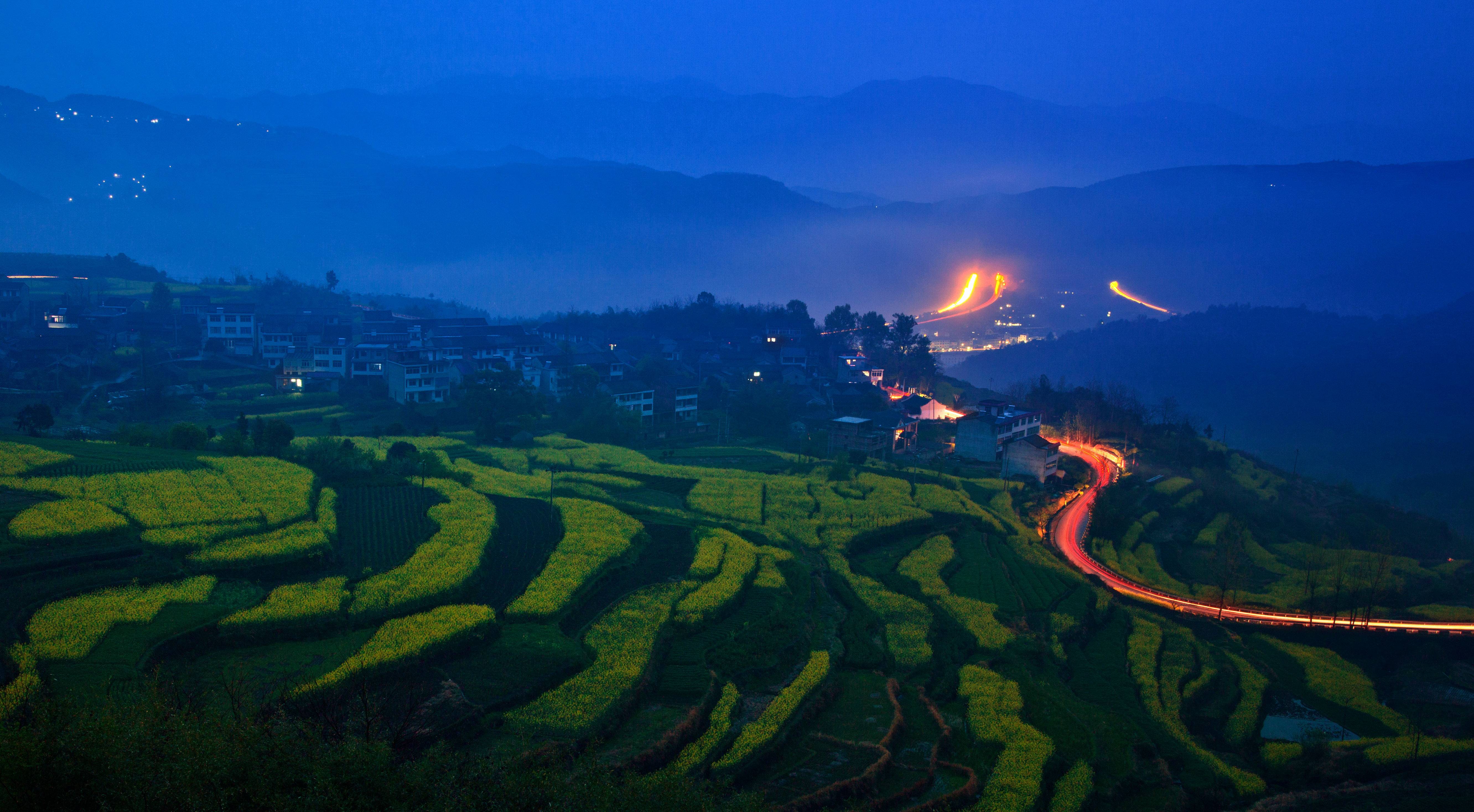 美丽山村—苏立锁.JPG