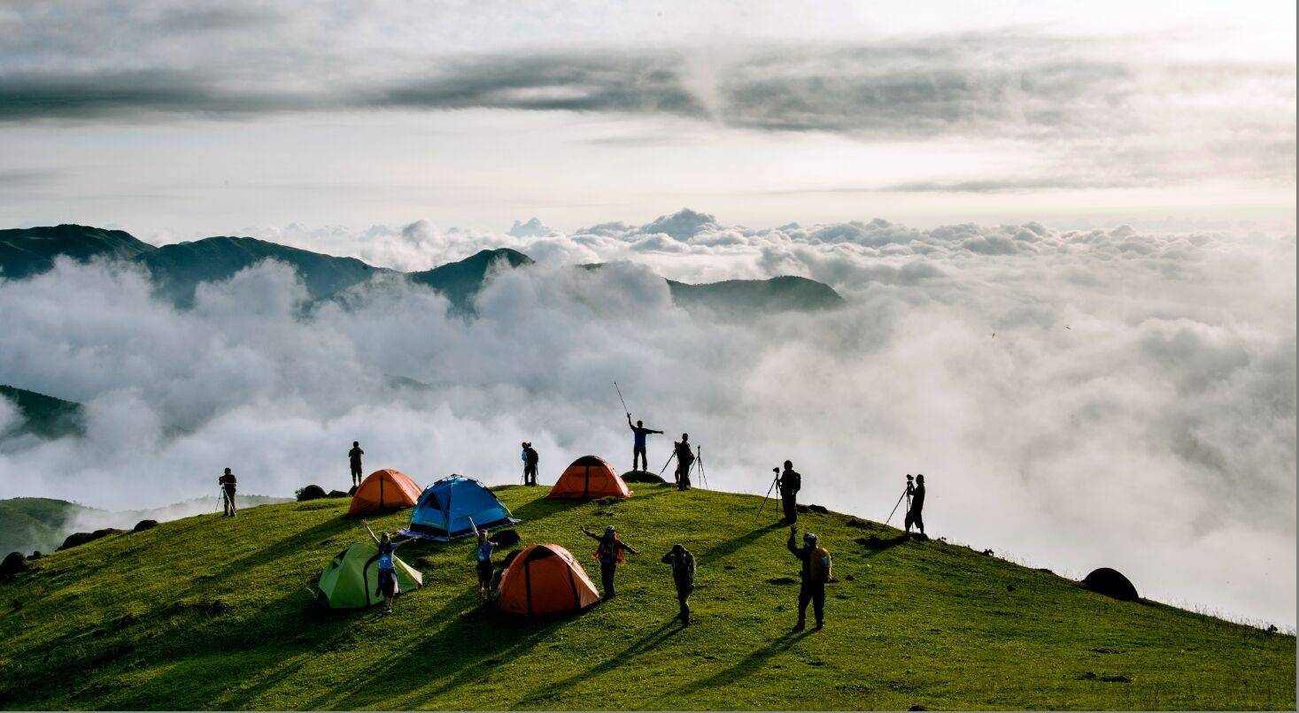 天姥山已成为摄影·旅游休闲者的天堂.jpg